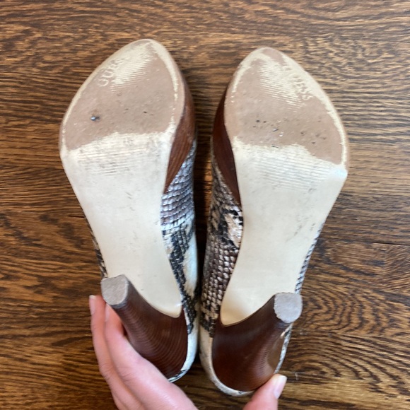 Guess Snake Skin Pattern Heels - Picture 3 of 4